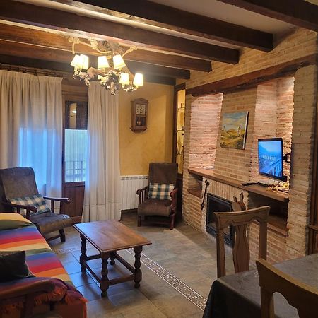 Casa Rural La Vid Cadalso de los Vidrios ภายนอก รูปภาพ